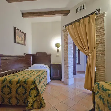 Hotel Le Gole Ristorante & Celano