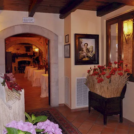 Otel Le Gole Ristorante & Celano